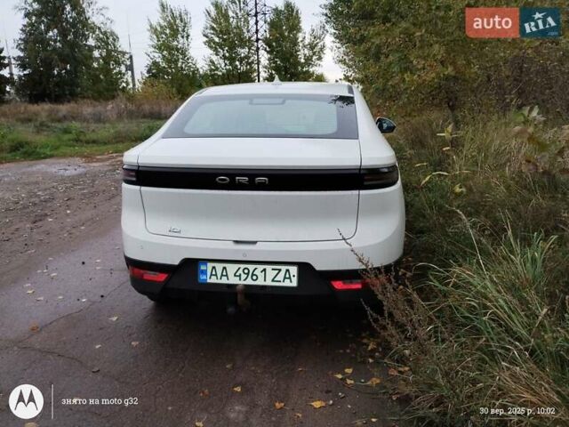 Белый ORA IQ, объемом двигателя 0 л и пробегом 178 тыс. км за 15000 $, фото 3 на Automoto.ua