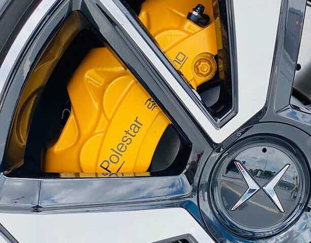 Белый Polestar 1, объемом двигателя 1.97 л и пробегом 16 тыс. км за 94000 $, фото 61 на Automoto.ua