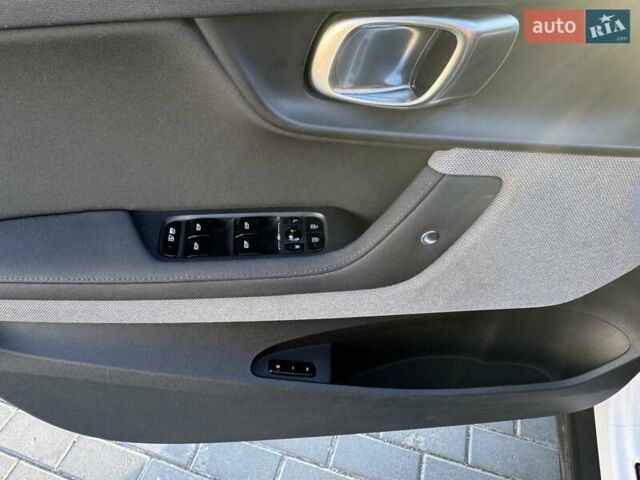 Білий Polestar 2, об'ємом двигуна 0 л та пробігом 39 тис. км за 22222 $, фото 15 на Automoto.ua