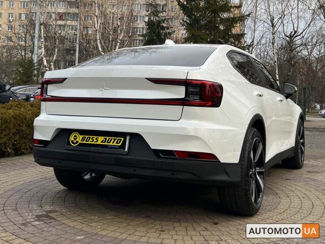 Белый Polestar 2, объемом двигателя 78 л и пробегом 40 тыс. км за 25999 $, фото 5 на Automoto.ua