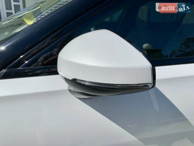 Белый Polestar 2, объемом двигателя 0 л и пробегом 29 тыс. км за 33500 $, фото 33 на Automoto.ua