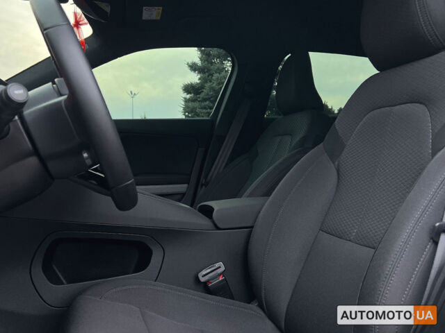 Белый Polestar 2, объемом двигателя 78 л и пробегом 40 тыс. км за 25999 $, фото 10 на Automoto.ua