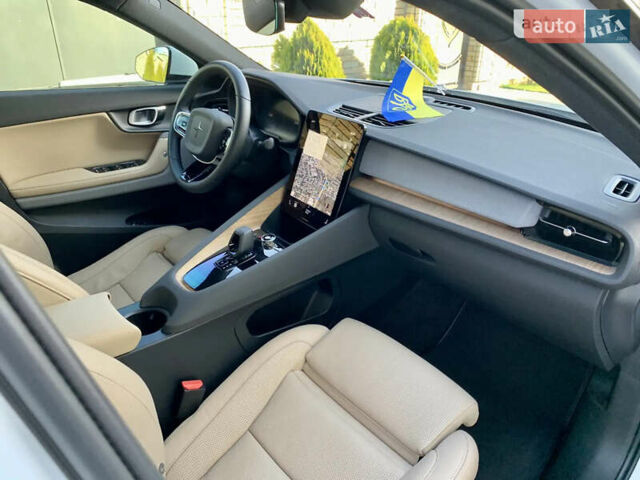 Белый Polestar 2, объемом двигателя 0 л и пробегом 29 тыс. км за 33500 $, фото 98 на Automoto.ua