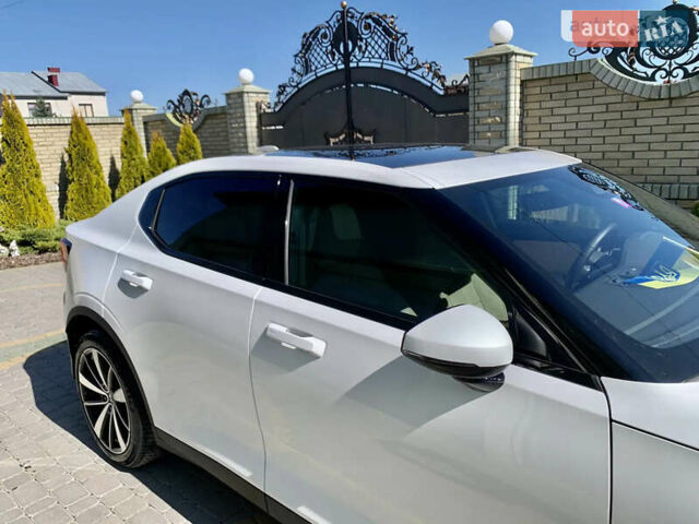 Белый Polestar 2, объемом двигателя 0 л и пробегом 29 тыс. км за 33500 $, фото 41 на Automoto.ua