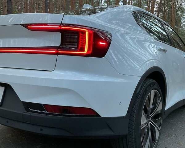 Белый Polestar 2, объемом двигателя 0 л и пробегом 18 тыс. км за 23900 $, фото 25 на Automoto.ua