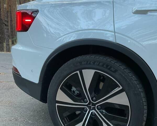 Белый Polestar 2, объемом двигателя 0 л и пробегом 18 тыс. км за 23900 $, фото 24 на Automoto.ua