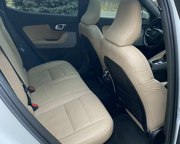 Белый Polestar 2, объемом двигателя 0 л и пробегом 34 тыс. км за 26000 $, фото 8 на Automoto.ua