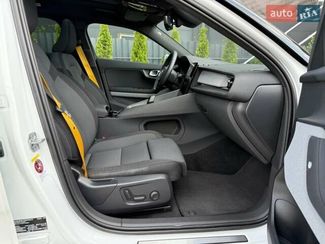 Білий Polestar 2, об'ємом двигуна 0 л та пробігом 16 тис. км за 26300 $, фото 25 на Automoto.ua