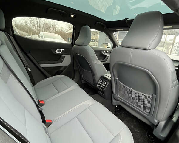 Белый Polestar 2, объемом двигателя 0 л и пробегом 31 тыс. км за 19499 $, фото 14 на Automoto.ua