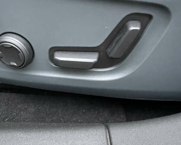 Білий Polestar 2, об'ємом двигуна 0 л та пробігом 55 тис. км за 24500 $, фото 25 на Automoto.ua