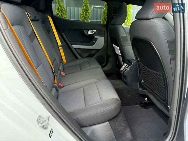 Білий Polestar 2, об'ємом двигуна 0 л та пробігом 16 тис. км за 26300 $, фото 22 на Automoto.ua