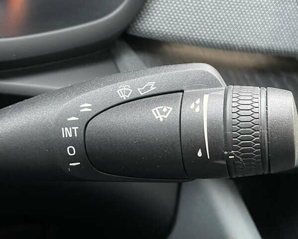 Білий Polestar 2, об'ємом двигуна 0 л та пробігом 55 тис. км за 24500 $, фото 41 на Automoto.ua