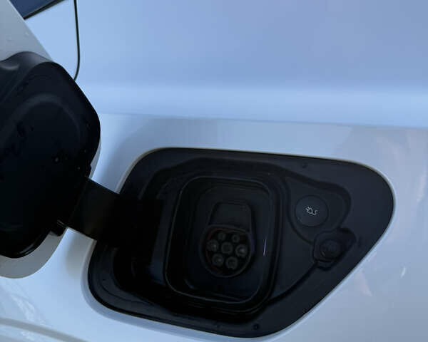 Белый Polestar 2, объемом двигателя 0 л и пробегом 56 тыс. км за 31000 $, фото 21 на Automoto.ua