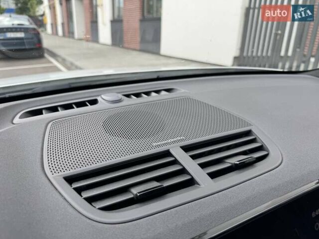 Белый Polestar 2, объемом двигателя 0 л и пробегом 57 тыс. км за 22500 $, фото 18 на Automoto.ua