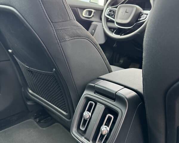 Белый Polestar 2, объемом двигателя 0 л и пробегом 57 тыс. км за 22500 $, фото 19 на Automoto.ua