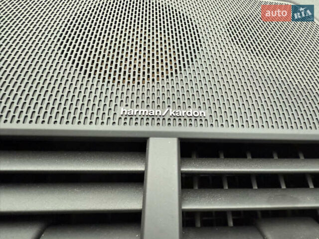 Белый Polestar 2, объемом двигателя 0 л и пробегом 52 тыс. км за 18500 $, фото 41 на Automoto.ua