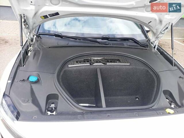 Белый Polestar 2, объемом двигателя 0 л и пробегом 183 тыс. км за 17300 $, фото 34 на Automoto.ua