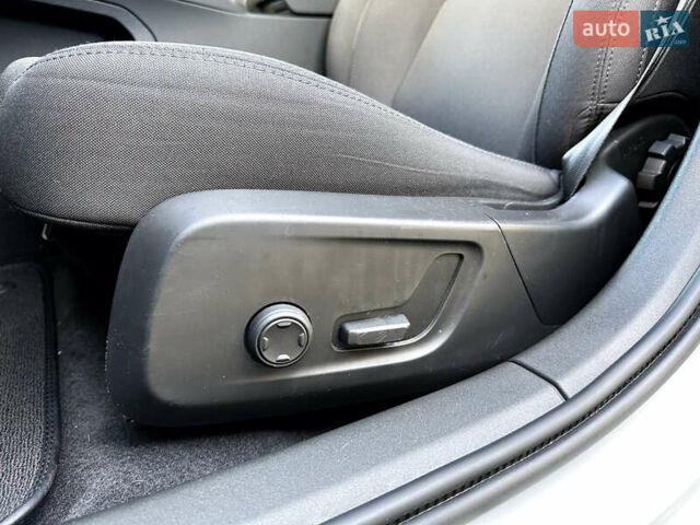 Білий Polestar 2, об'ємом двигуна 0 л та пробігом 42 тис. км за 21555 $, фото 65 на Automoto.ua