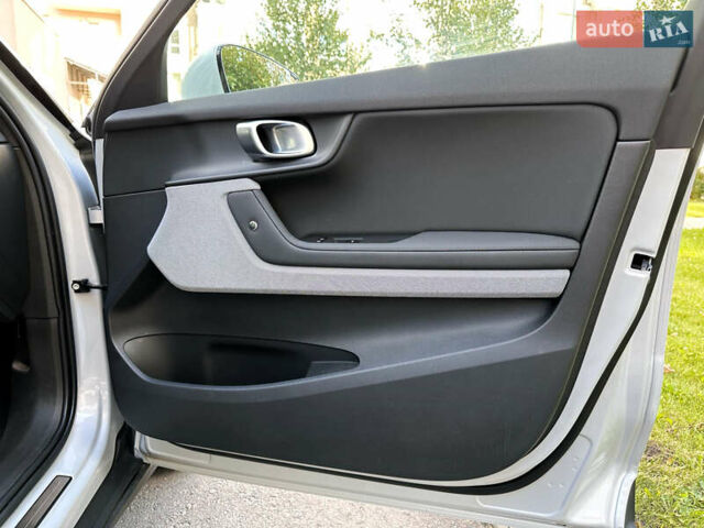 Білий Polestar 2, об'ємом двигуна 0 л та пробігом 42 тис. км за 21555 $, фото 55 на Automoto.ua