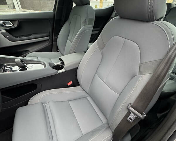 Белый Polestar 2, объемом двигателя 0 л и пробегом 103 тыс. км за 24000 $, фото 5 на Automoto.ua