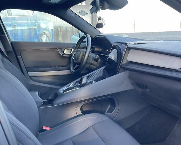 Белый Polestar 2, объемом двигателя 0 л и пробегом 51 тыс. км за 18800 $, фото 30 на Automoto.ua