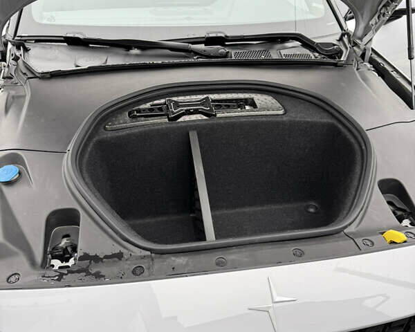 Белый Polestar 2, объемом двигателя 0 л и пробегом 103 тыс. км за 24000 $, фото 11 на Automoto.ua