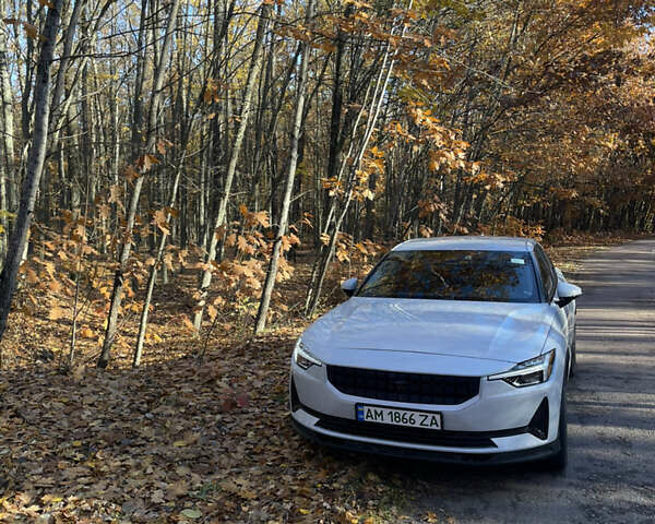 Белый Polestar 2, объемом двигателя 0 л и пробегом 51 тыс. км за 18800 $, фото 12 на Automoto.ua
