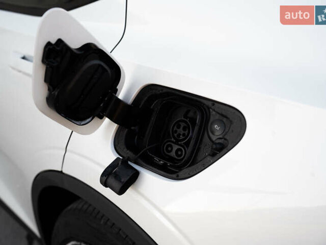 Білий Polestar 2, об'ємом двигуна 0 л та пробігом 31 тис. км за 25300 $, фото 10 на Automoto.ua