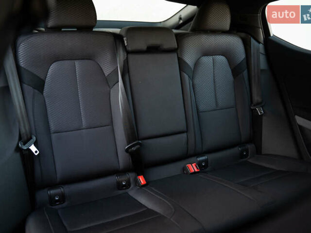 Білий Polestar 2, об'ємом двигуна 0 л та пробігом 31 тис. км за 25300 $, фото 27 на Automoto.ua