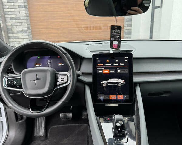 Белый Polestar 2, объемом двигателя 0 л и пробегом 103 тыс. км за 24000 $, фото 6 на Automoto.ua