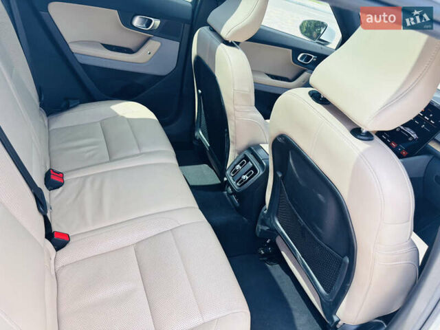 Белый Polestar 2, объемом двигателя 0 л и пробегом 50 тыс. км за 26000 $, фото 3 на Automoto.ua