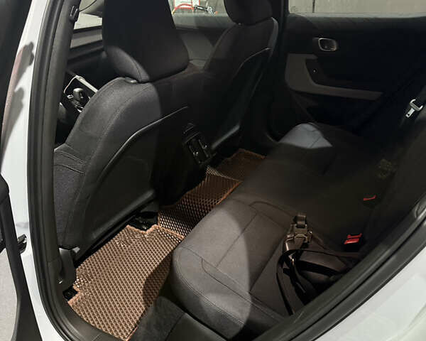 Білий Polestar 2, об'ємом двигуна 0 л та пробігом 67 тис. км за 23000 $, фото 7 на Automoto.ua