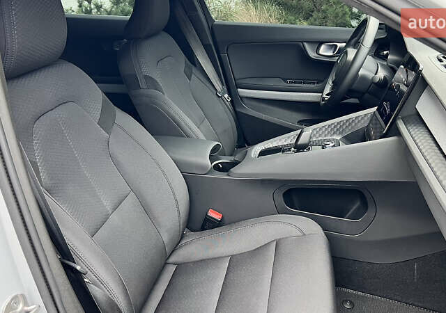 Білий Polestar 2, об'ємом двигуна 0 л та пробігом 73 тис. км за 20400 $, фото 43 на Automoto.ua