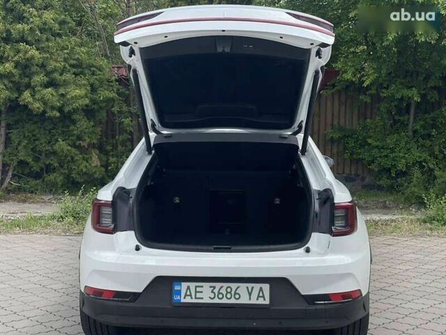 Белый Polestar 2, объемом двигателя 0 л и пробегом 51 тыс. км за 22500 $, фото 10 на Automoto.ua