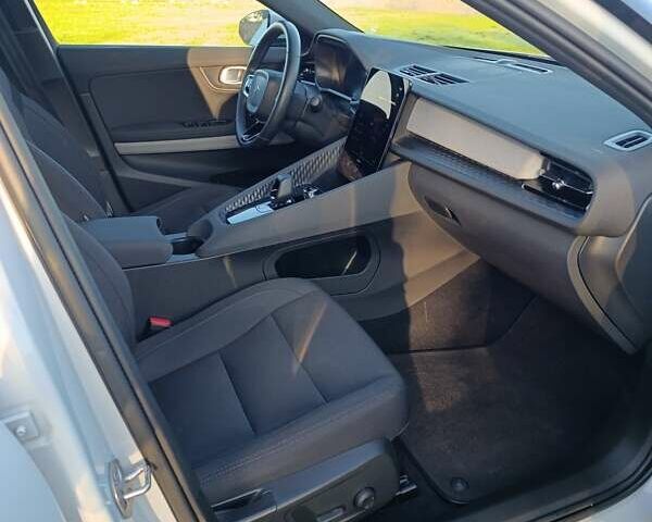 Білий Polestar 2, об'ємом двигуна 0 л та пробігом 53 тис. км за 22500 $, фото 24 на Automoto.ua