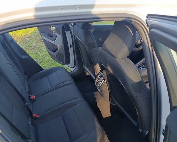 Білий Polestar 2, об'ємом двигуна 0 л та пробігом 53 тис. км за 22500 $, фото 21 на Automoto.ua