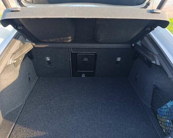 Білий Polestar 2, об'ємом двигуна 0 л та пробігом 53 тис. км за 22500 $, фото 29 на Automoto.ua