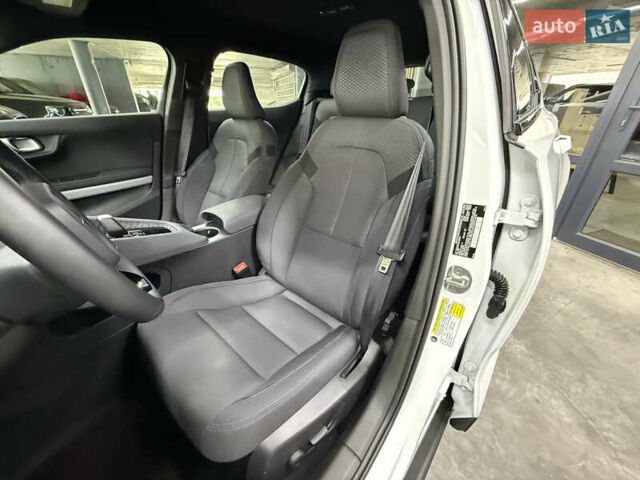 Білий Polestar 2, об'ємом двигуна 0 л та пробігом 7 тис. км за 25900 $, фото 18 на Automoto.ua