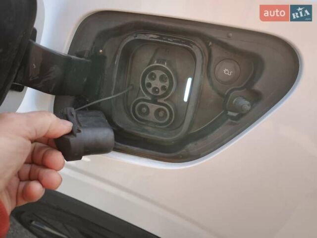 Білий Polestar 2, об'ємом двигуна 0 л та пробігом 92 тис. км за 22999 $, фото 42 на Automoto.ua