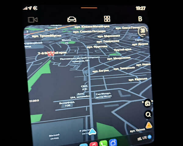 Білий Polestar 2, об'ємом двигуна 0 л та пробігом 67 тис. км за 23000 $, фото 11 на Automoto.ua