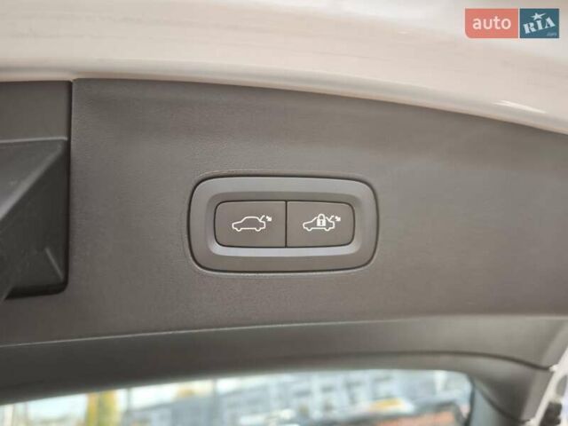 Білий Polestar 2, об'ємом двигуна 0 л та пробігом 92 тис. км за 22999 $, фото 38 на Automoto.ua