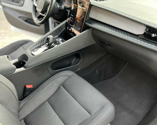 Белый Polestar 2, объемом двигателя 0 л и пробегом 144 тыс. км за 15900 $, фото 28 на Automoto.ua