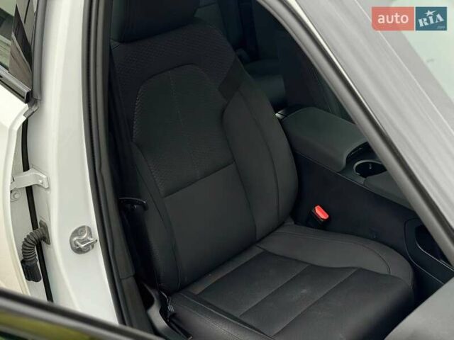 Білий Polestar 2, об'ємом двигуна 0 л та пробігом 129 тис. км за 18000 $, фото 12 на Automoto.ua