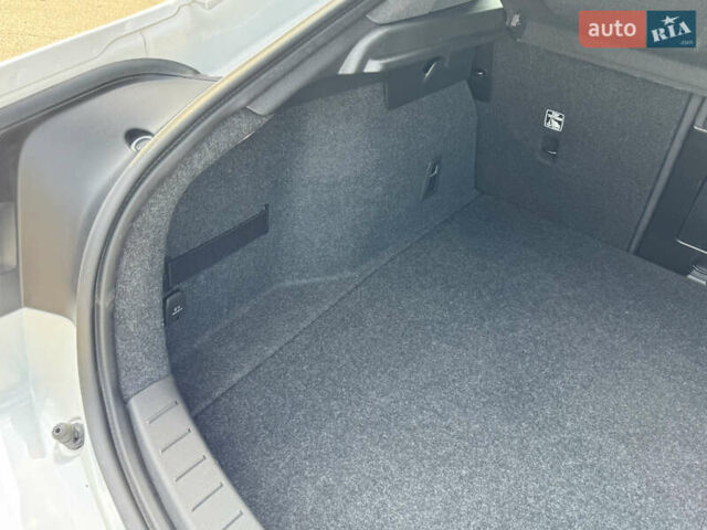 Білий Polestar 2, об'ємом двигуна 0 л та пробігом 8 тис. км за 24800 $, фото 19 на Automoto.ua