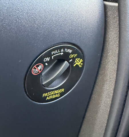 Чорний Polestar 2, об'ємом двигуна 0 л та пробігом 19 тис. км за 23500 $, фото 47 на Automoto.ua