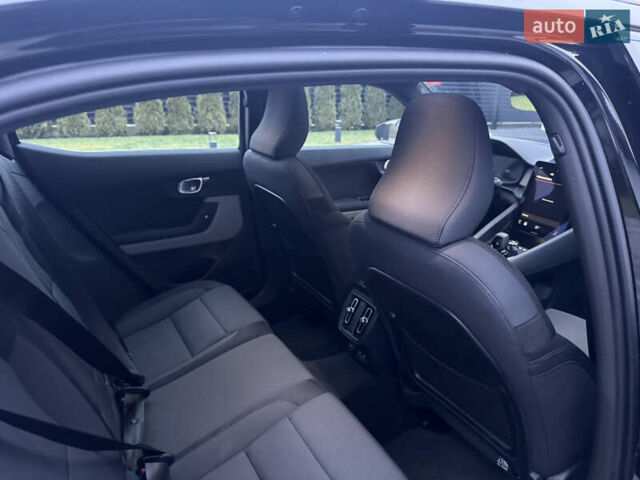Черный Polestar 2, объемом двигателя 0 л и пробегом 171 тыс. км за 18800 $, фото 29 на Automoto.ua