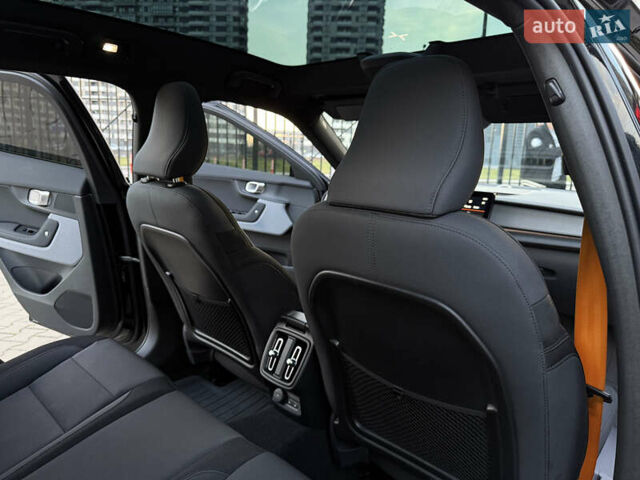 Черный Polestar 2, объемом двигателя 0 л и пробегом 72 тыс. км за 21500 $, фото 26 на Automoto.ua