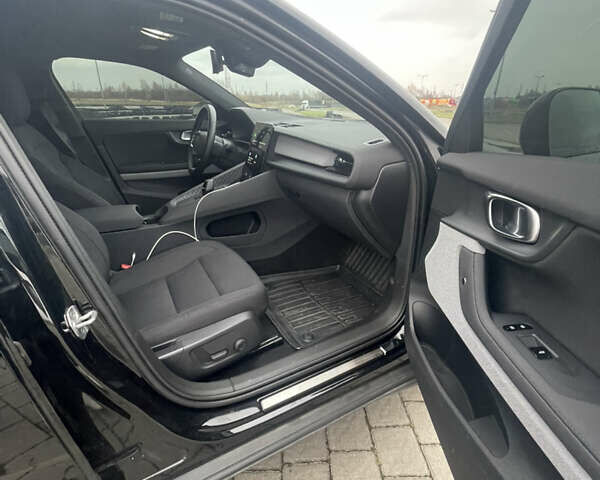 Чорний Polestar 2, об'ємом двигуна 0 л та пробігом 135 тис. км за 18500 $, фото 12 на Automoto.ua