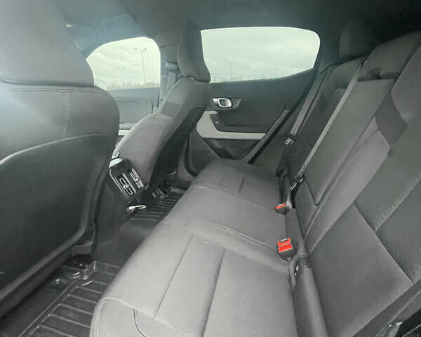 Чорний Polestar 2, об'ємом двигуна 0 л та пробігом 135 тис. км за 18500 $, фото 10 на Automoto.ua