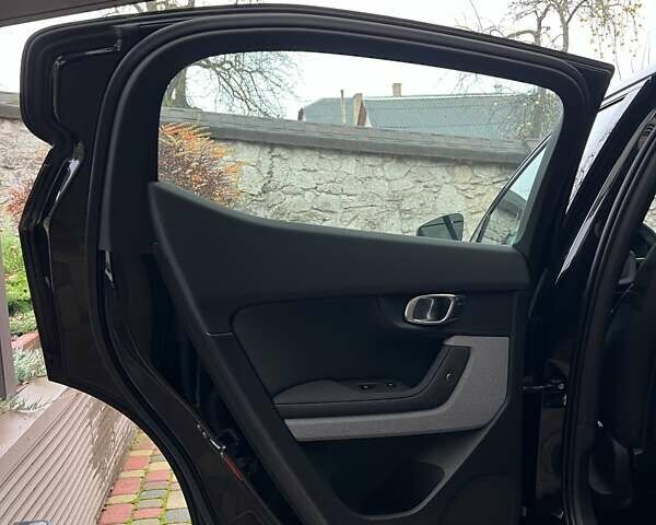 Чорний Polestar 2, об'ємом двигуна 0 л та пробігом 40 тис. км за 22950 $, фото 20 на Automoto.ua